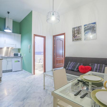 Galindo Center Premium Suites, Free Parking Sevilla Dış mekan fotoğraf
