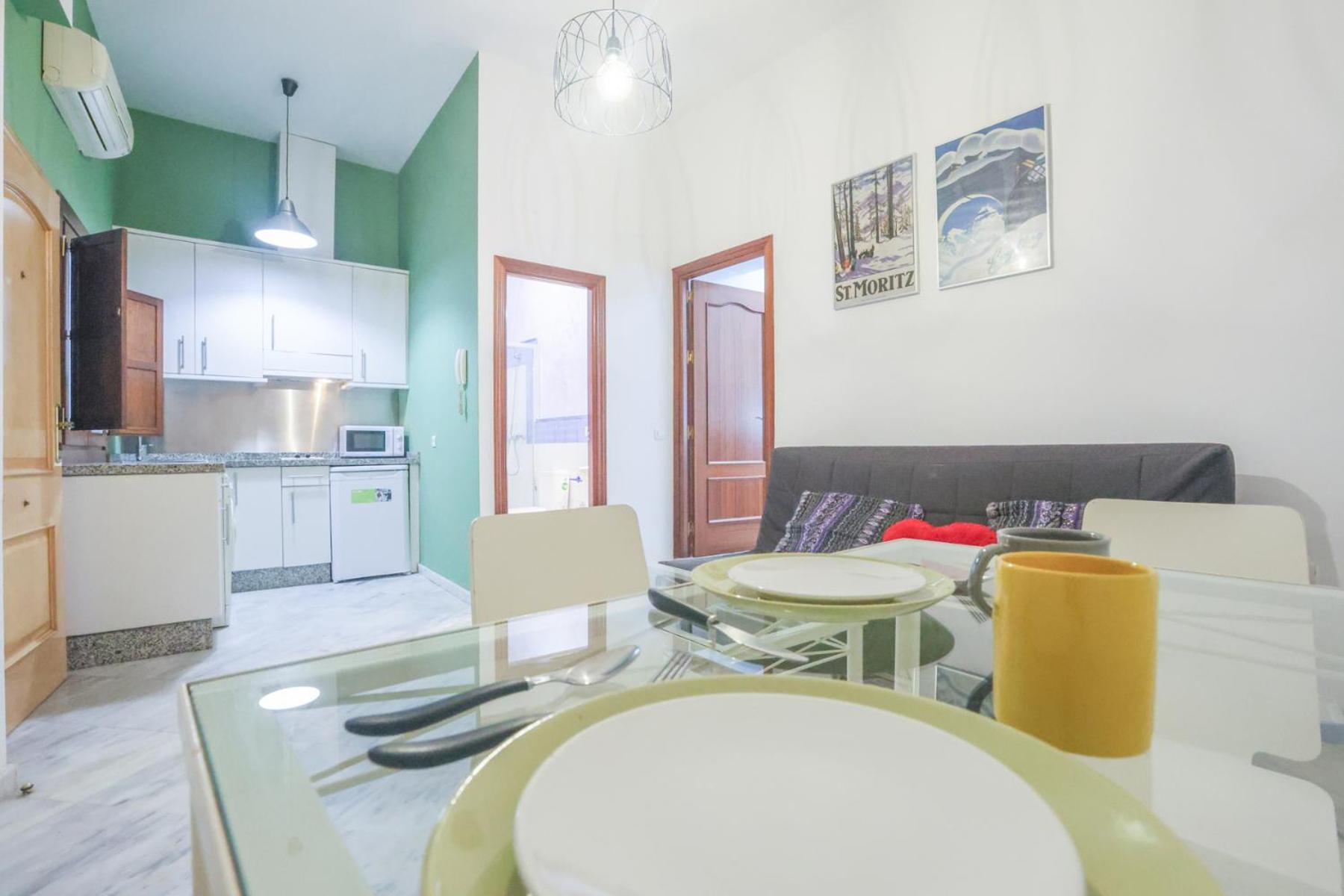 Galindo Center Premium Suites, Free Parking Sevilla Dış mekan fotoğraf
