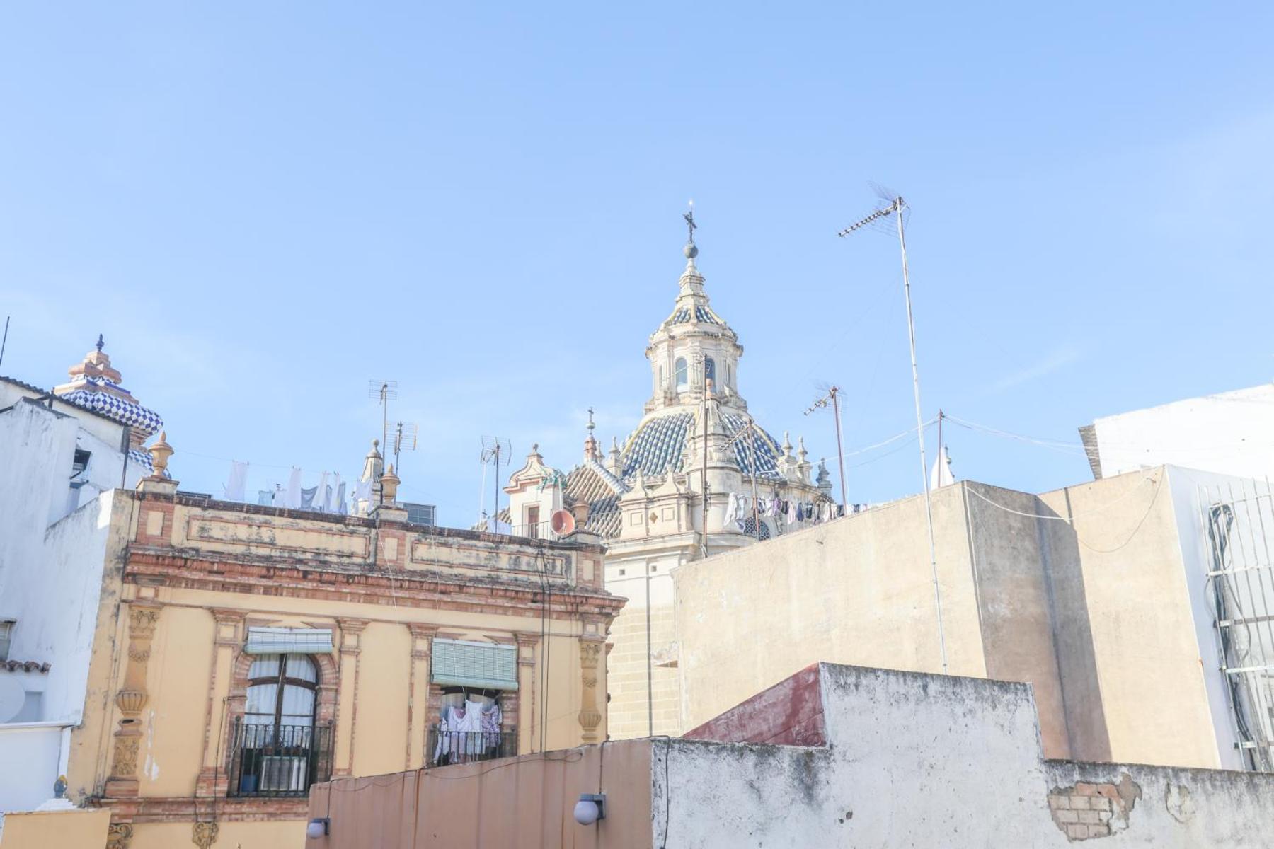 Galindo Center Premium Suites, Free Parking Sevilla Dış mekan fotoğraf