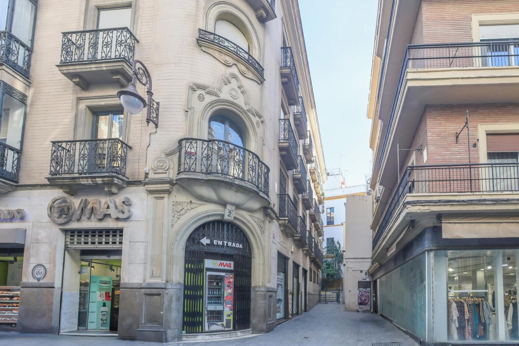 Galindo Center Premium Suites, Free Parking Sevilla Dış mekan fotoğraf